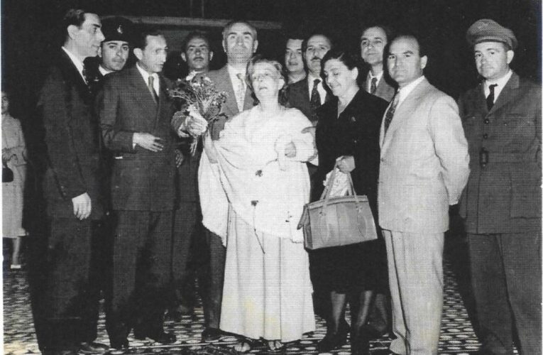 1952 Η Εύα επιστρέφει στην Ελλάδα