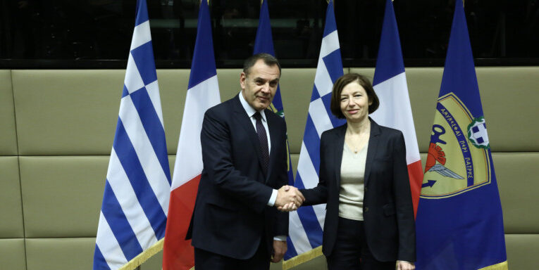 Σήμερα οι υπογραφές για την αγορά των 18 Rafale -Στην Αθήνα η υπουργός Αμυνας της Γαλλίας
