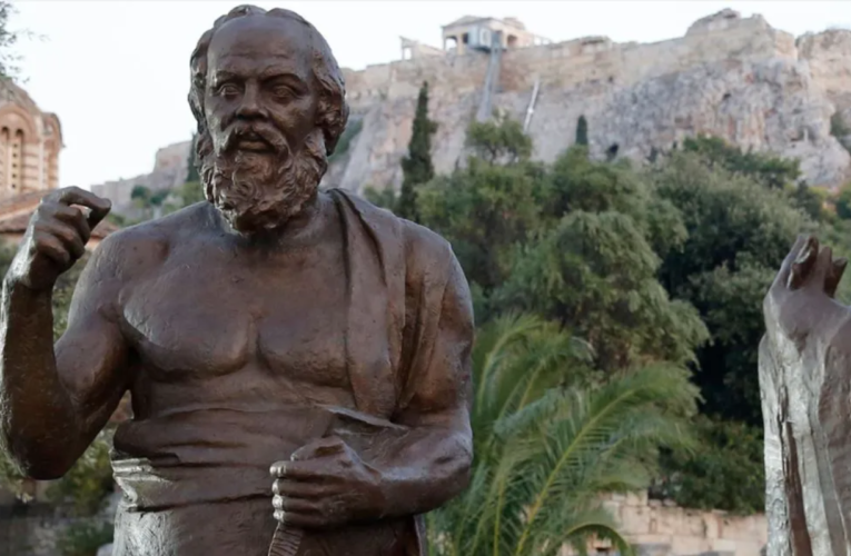 Θα τουίταρε ποτέ ο Πλάτων; O οδηγός των Αρχαίων Ελλήνων για τα social media
