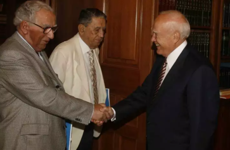 Μίμης Παπαναγιώτου: Αντίο σε ένα αυθεντικό δημοσιογράφο