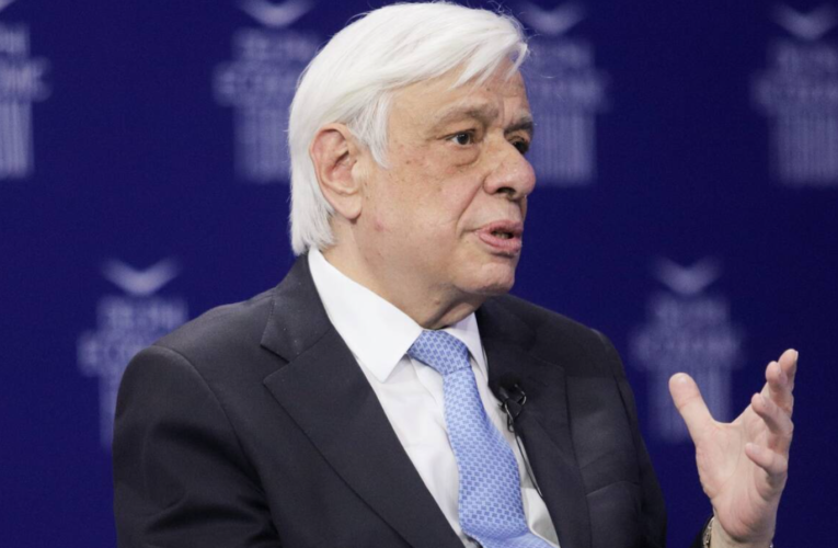 Παυλόπουλος: Πώς θα απαντήσει η Ελλάδα αν τα Σκόπια αρνηθούν να εφαρμόσουν τη Συμφωνία των Πρεσπών