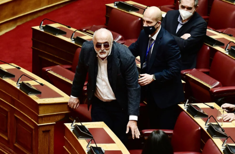 Εξελίξεις: Η θύελλα με τη μελέτη Τσιόδρα κατέληξε σε διαγραφή Κουρουμπλή