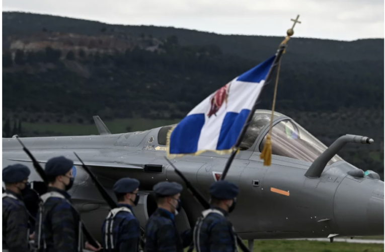 Έφτασαν τα 6 Rafale στην Ελλάδα -Μητσοτάκης στην Τανάγρα: «Κλείνουμε την πόρτα κάθε απειλής»